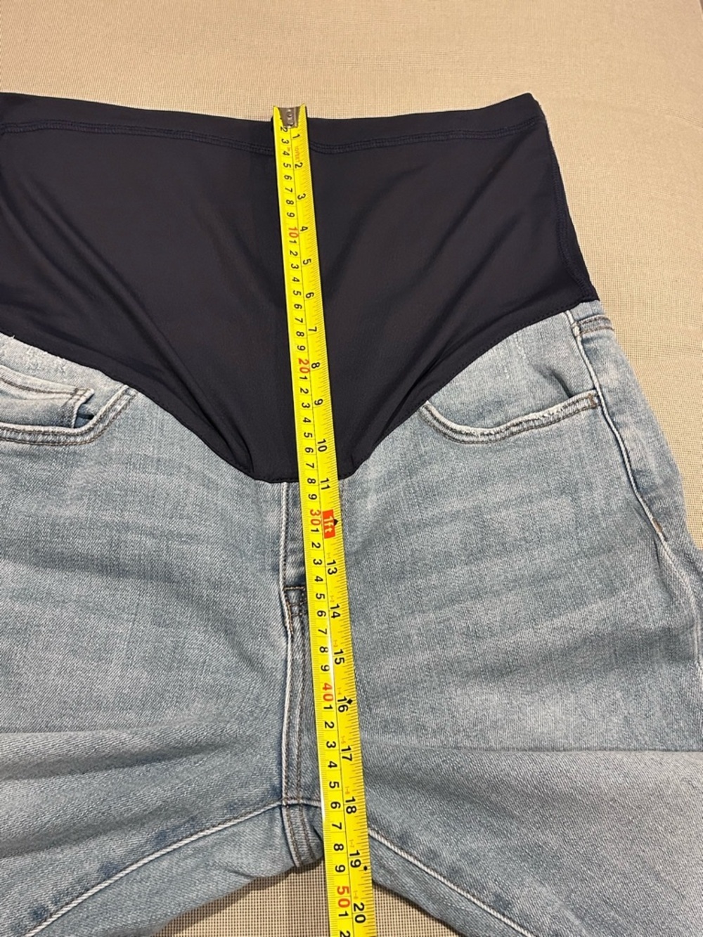 PINKBLUSH Light Blue Raw Edge Crop Maternity Jeans - Picture 9 of 15